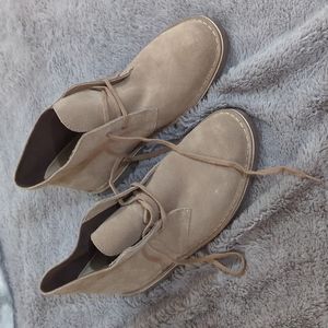 Clarks suede shoes